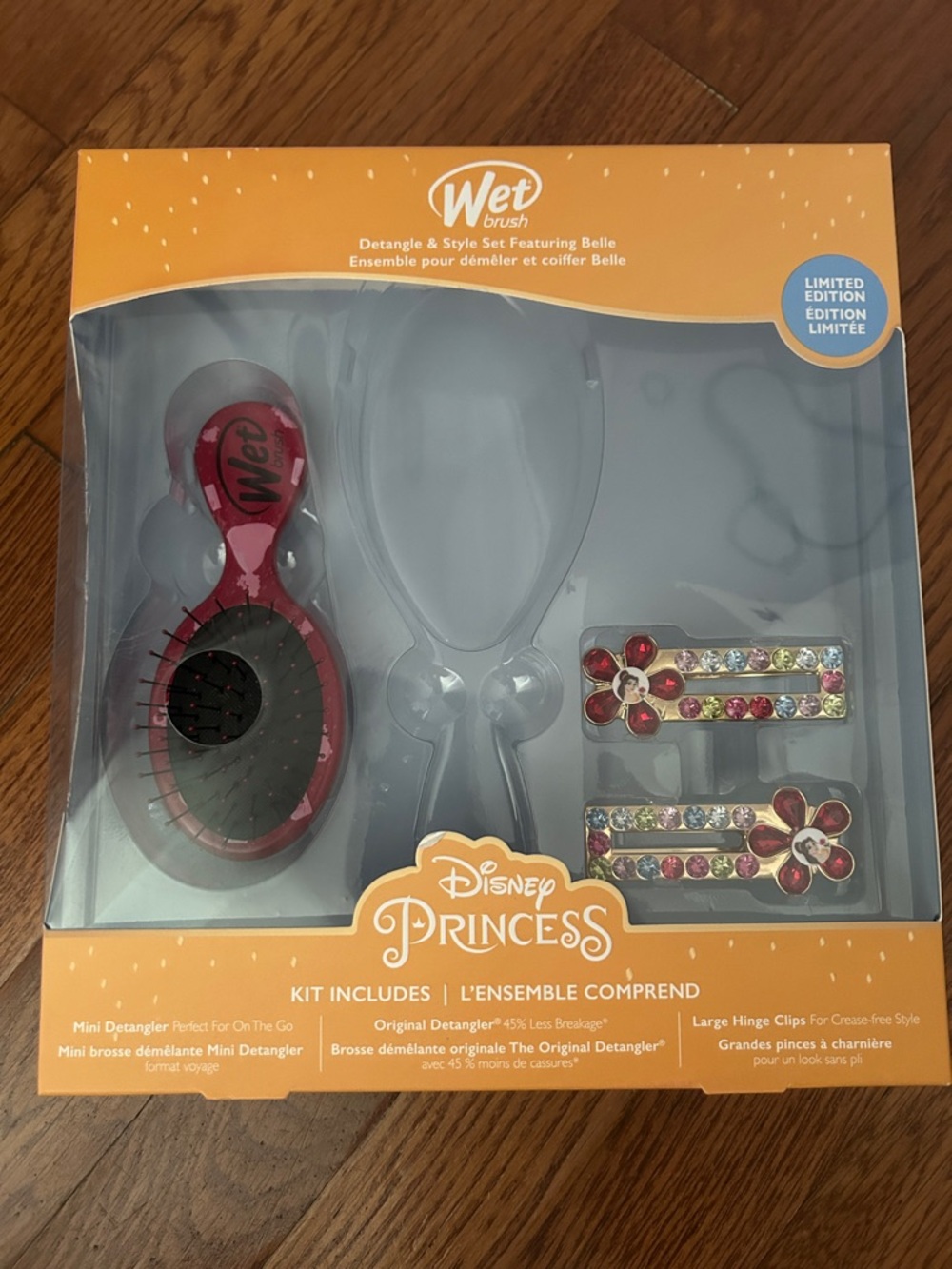 Disney Princess Belle Wet Brush Set